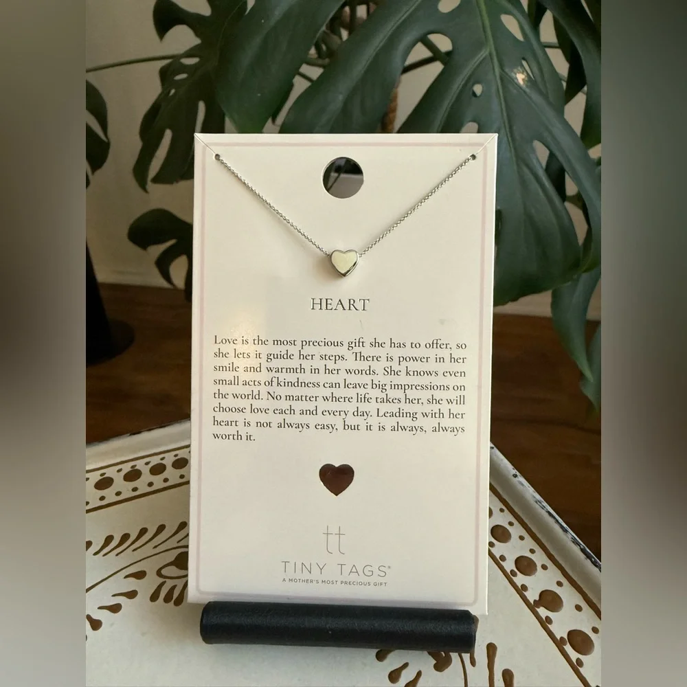 ❤️ Mother’s Day ❤️ Tiny Tags Silver Heart Necklace Perfect Gift - Picture 3 of 4